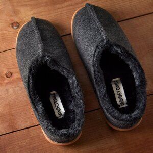 Grey Minnetonka Clog Slippers {Fur Lined} New In Box COZY!